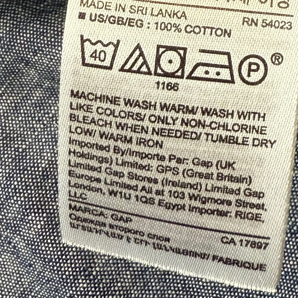 GAP  XXL (14-16) teenage kids 100% cotton shirt like new condition